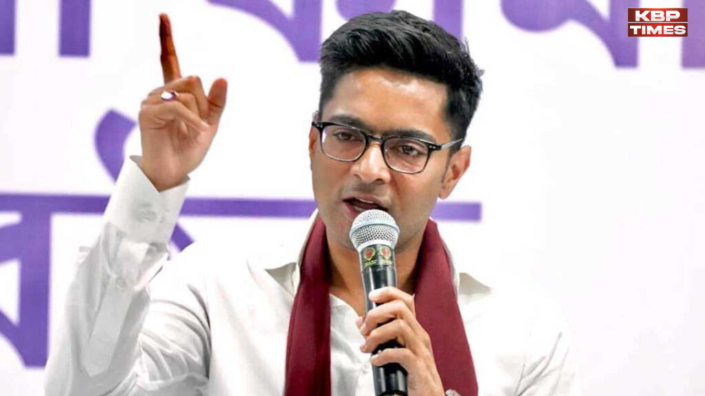 New Delhi: CEC के साथ बैठक में MP अभिषेक बनर्जी ने केन्द्र सरकार और चुनाव आयोग पर लगाए गंभीर आरोप