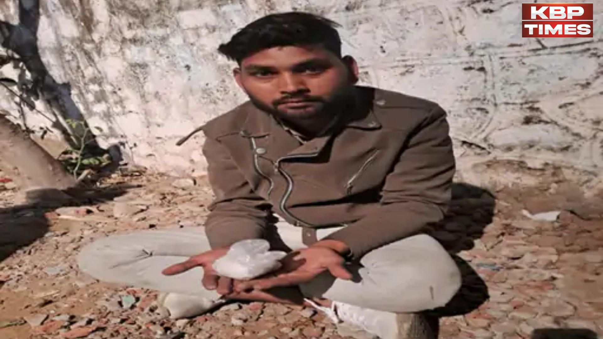 Drug smuggler arrest