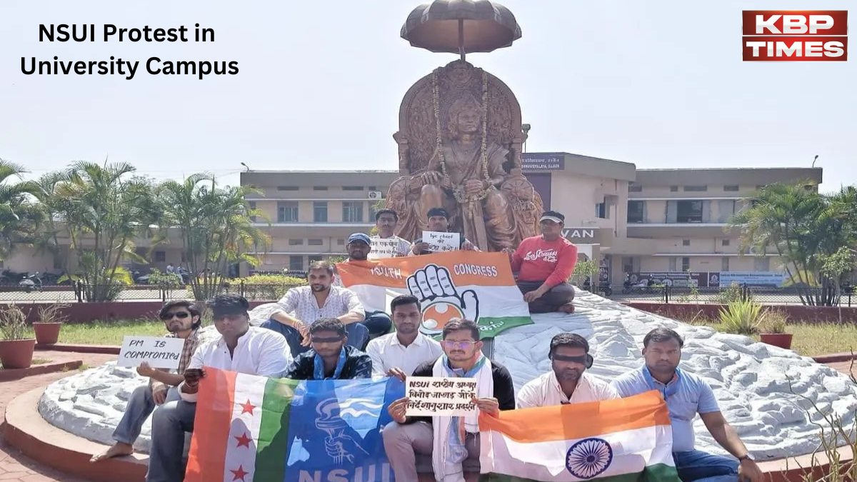 NSUI protest