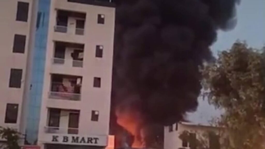 Jaipur Jhotwara Scrap Shop Fire Fire Brigade Arrives