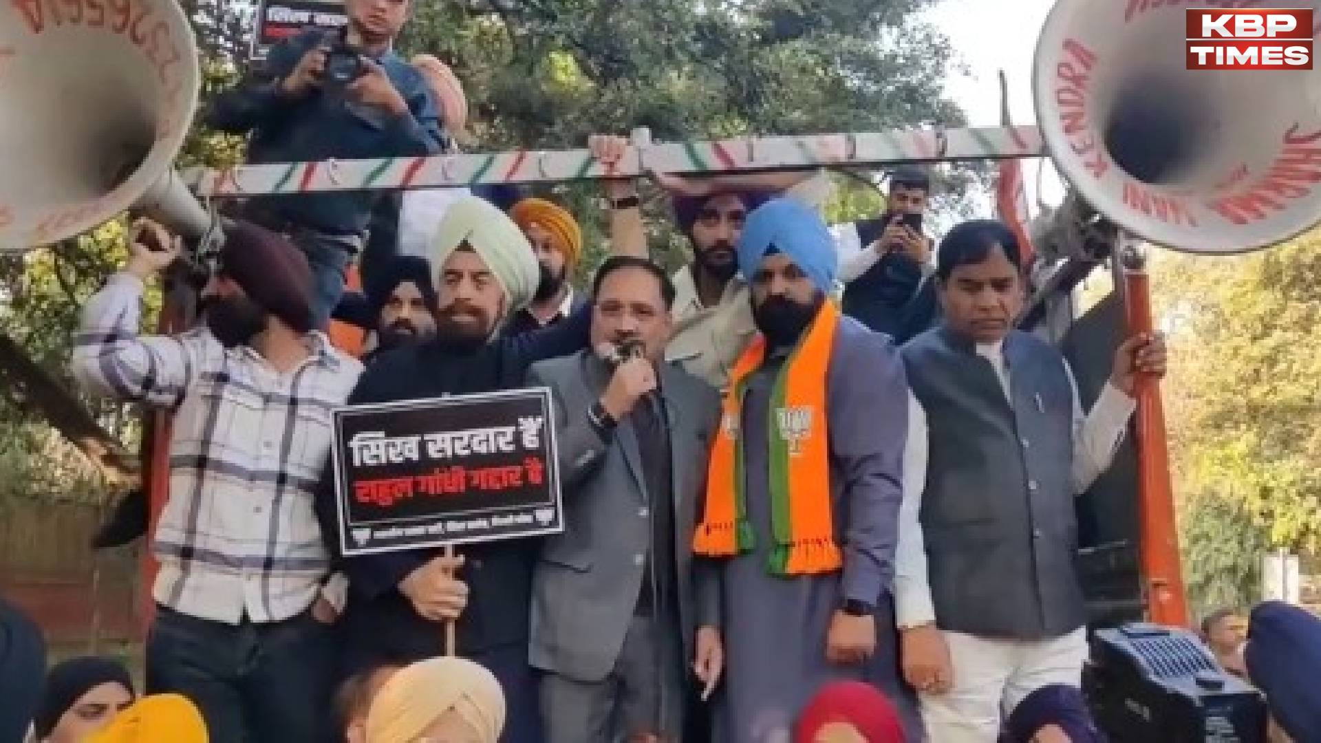 Rahul Gandhi Vs Ravneet Bittu