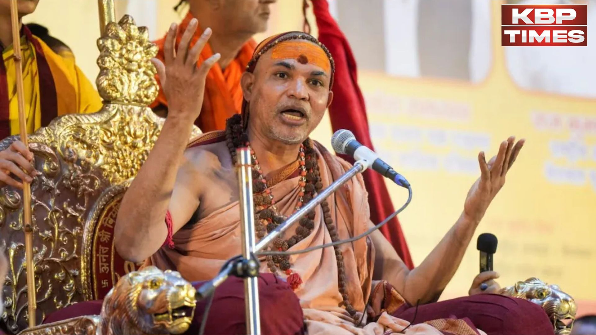 Avimukteshwaranand News शिविर में यौन शोषण का गंभीर आरोप