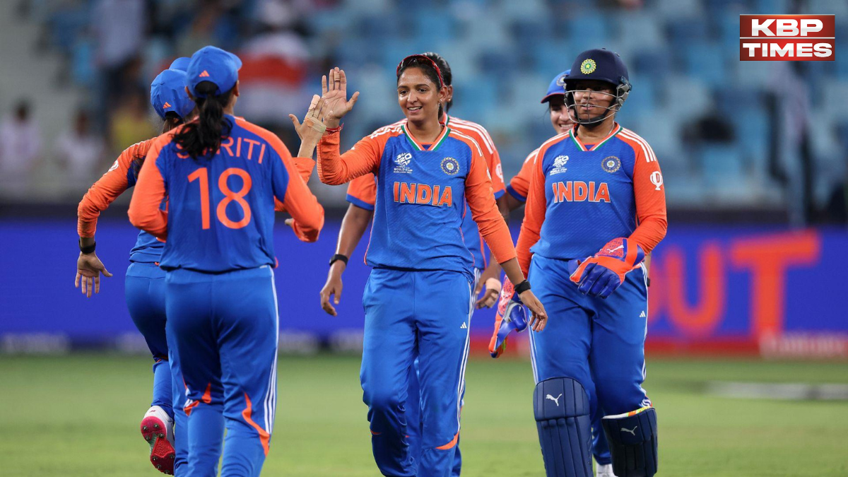 women cricket team