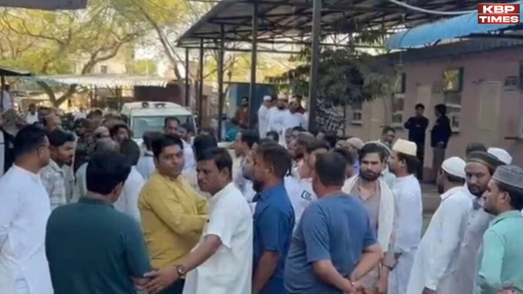 Jaipur Mosque Wall Collapsed