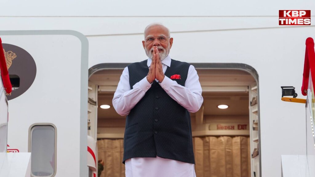 PM Modi Return India