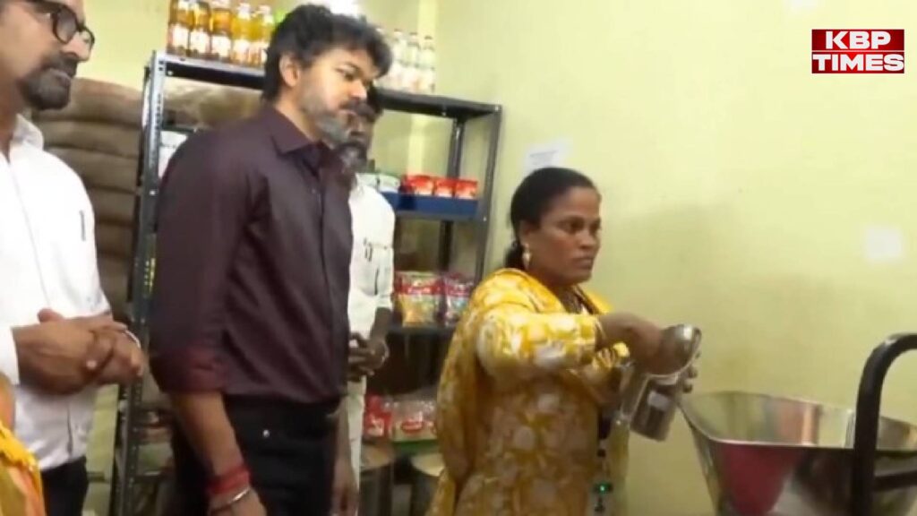CM Vijay Thalapathy Viral Video