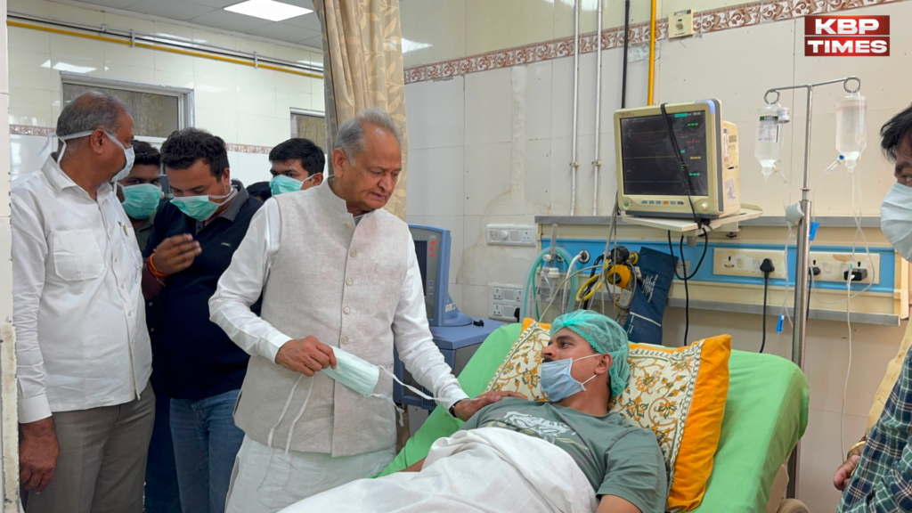 Shubham Rewad meet gehlot
